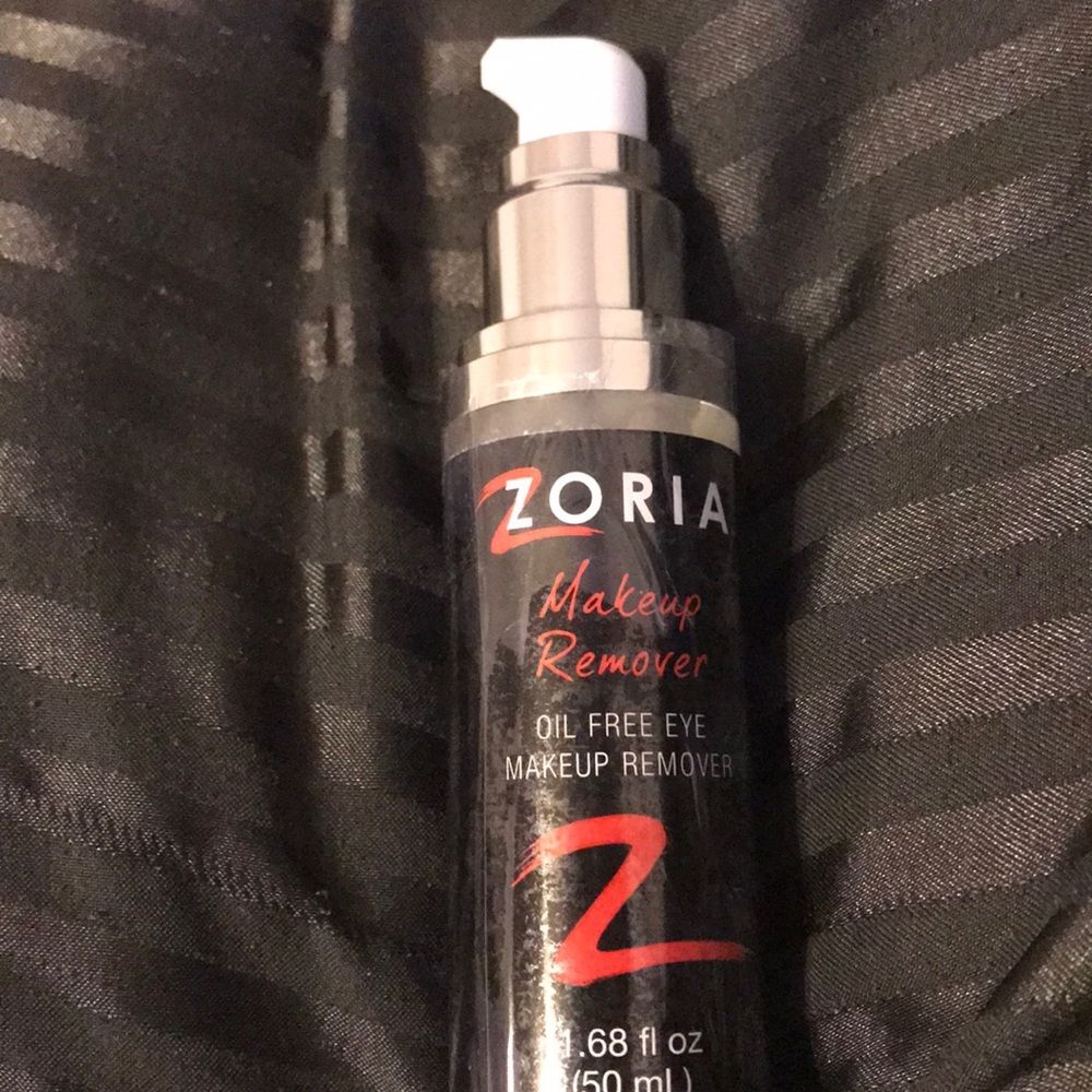Makeup remover